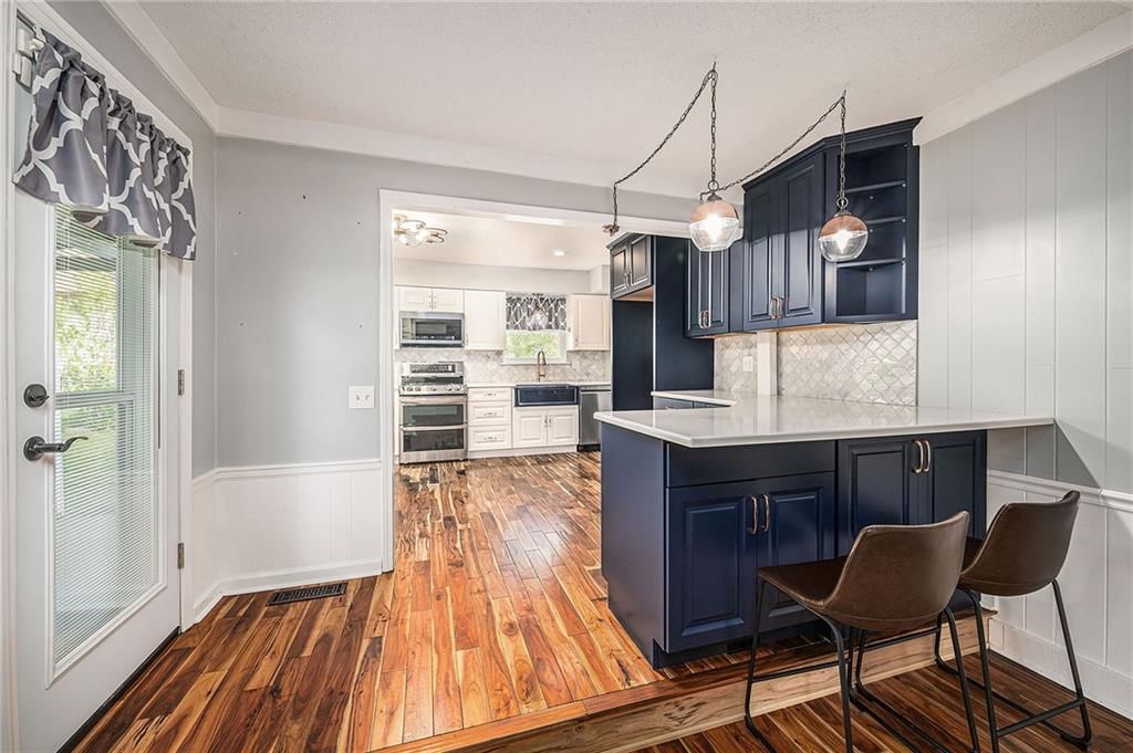 9708 N Campbell Drive — photo 9