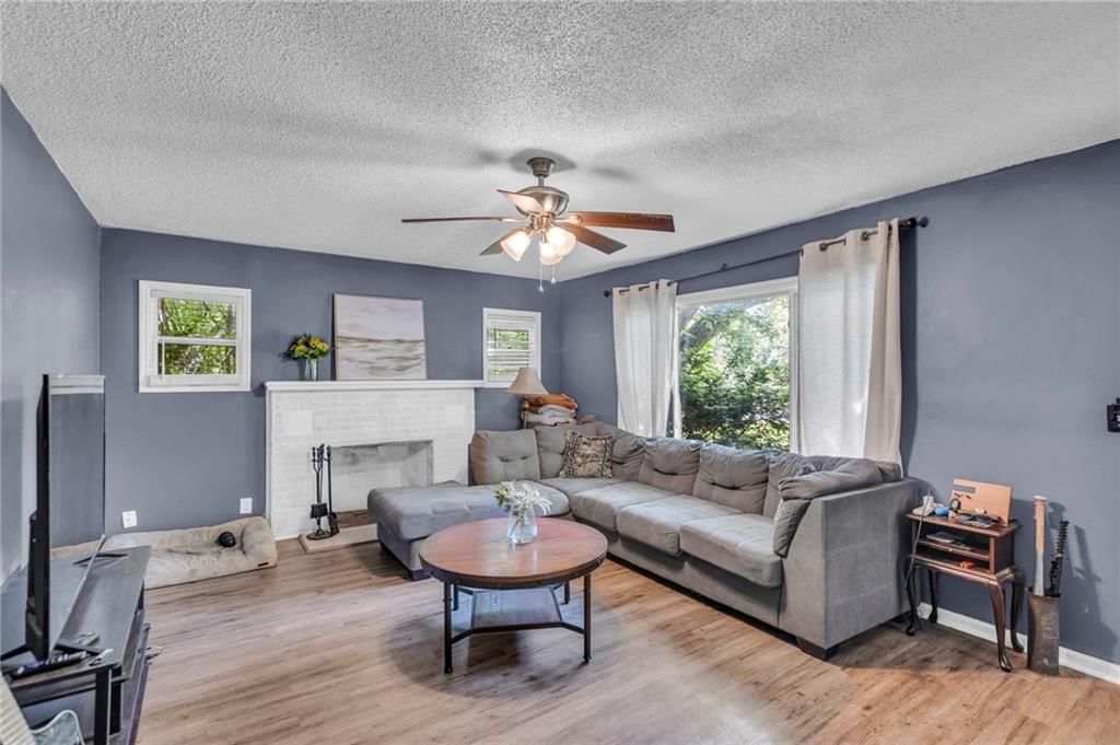 10401 Crystal Avenue — photo 9