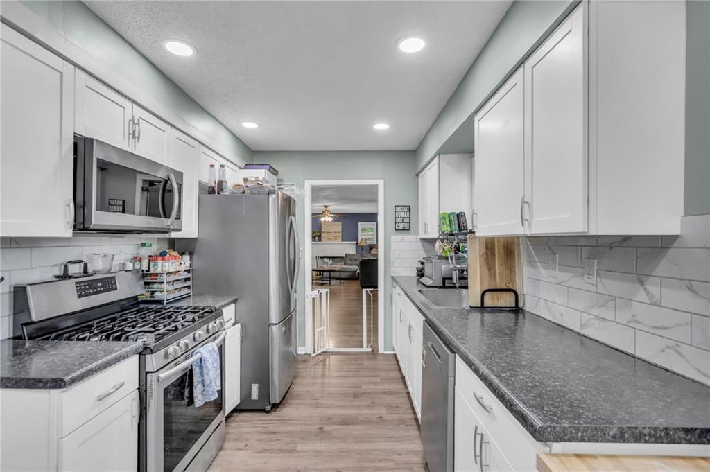 10401 Crystal Avenue — photo 13