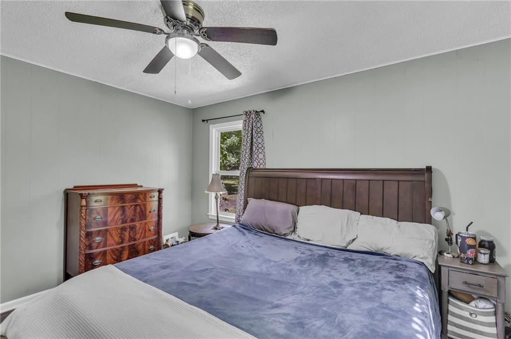 10401 Crystal Avenue — photo 18
