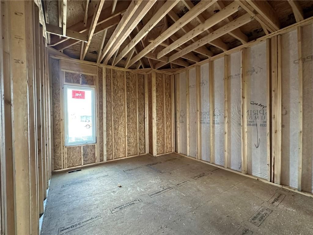 Photo 5 of 38 - 17380 S Kaw Street