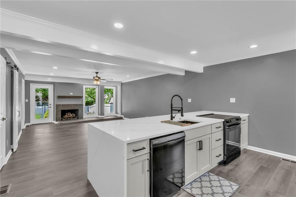 6531 W 49th Street — photo 9