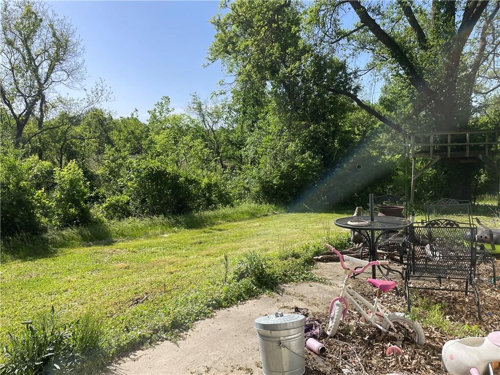 515 S 86th Street — photo 17