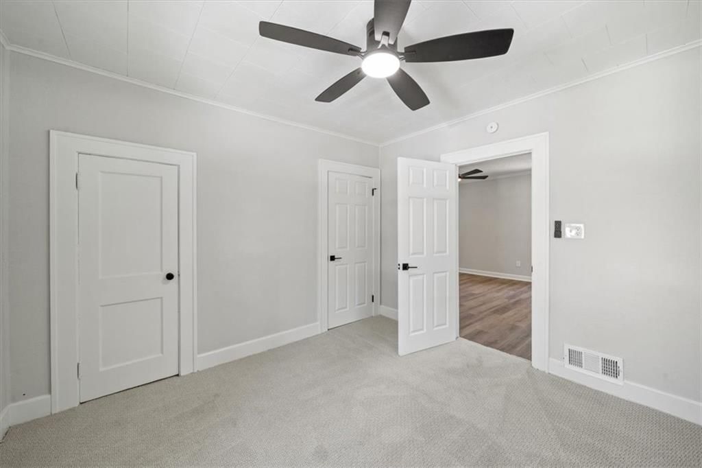 442 Michigan Street — photo 11
