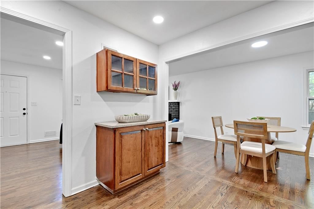 7721 W 96th Street — photo 12