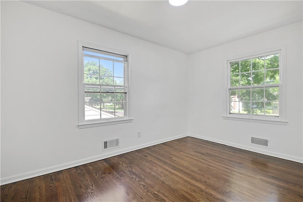 7721 W 96th Street — photo 15