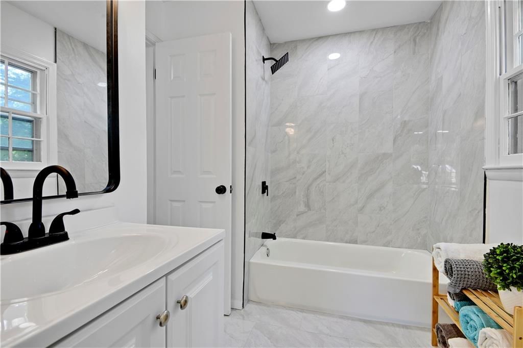 7721 W 96th Street — photo 18