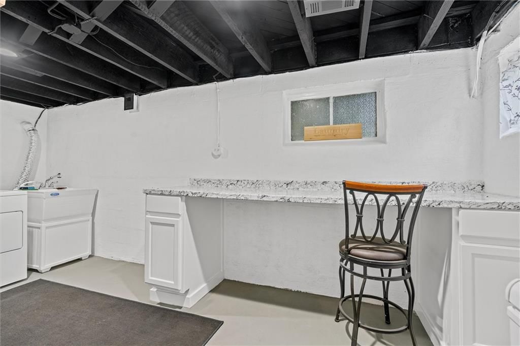 404 E 3rd Street — photo 38