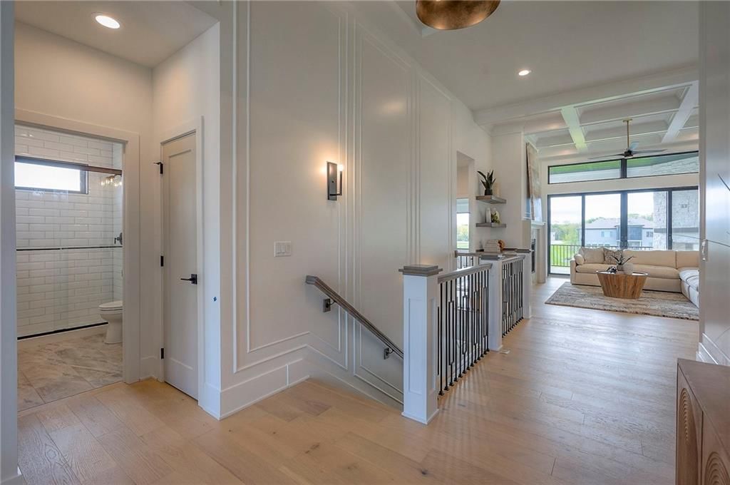 565 South Shore Drive — photo 7