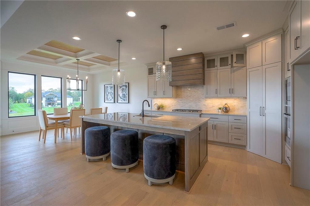565 South Shore Drive — photo 17