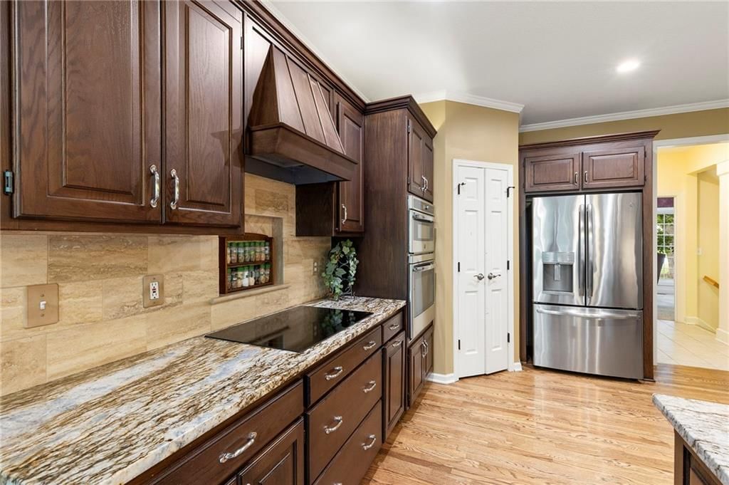 22614 W 46th Terrace — photo 15