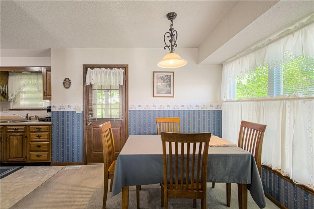 10648 N Oak Trafficway — photo 10