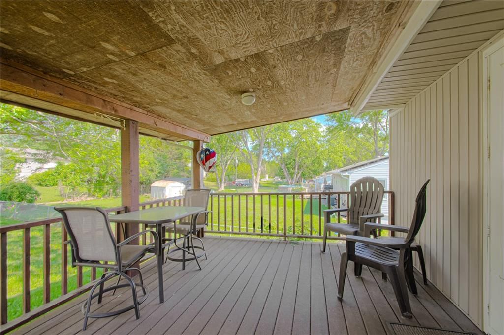 10648 N Oak Trafficway — photo 24