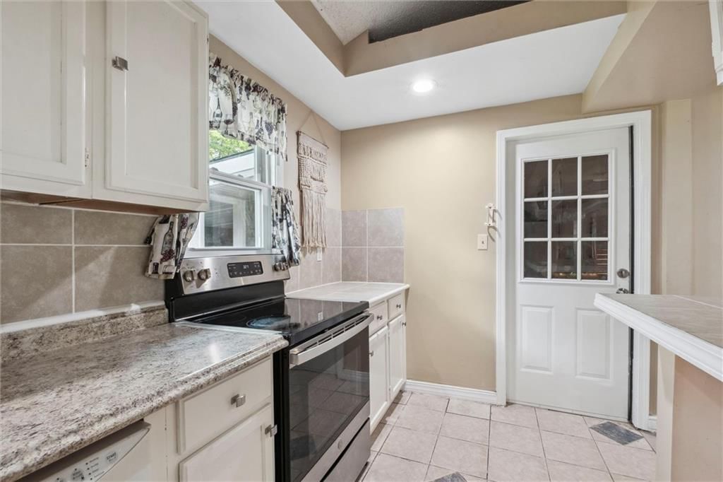 1044 S 50th Drive — photo 13