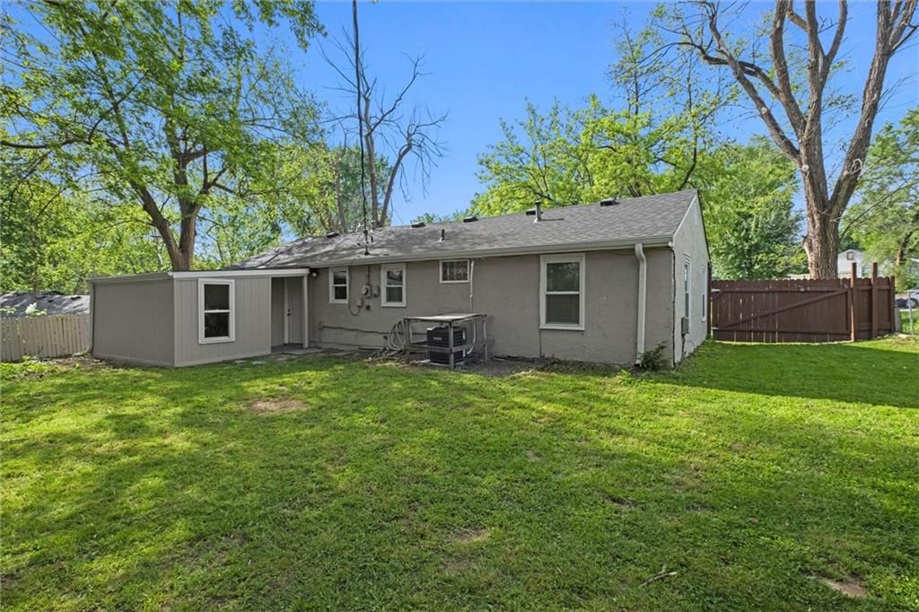 1044 S 50th Drive — photo 23