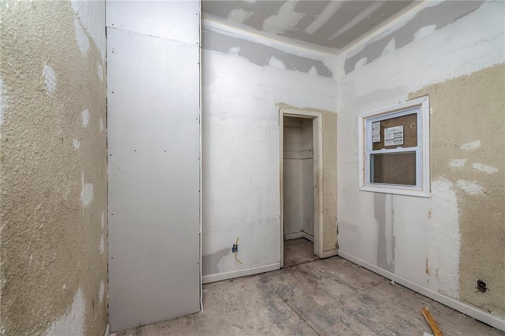 3021 E 8th Street — photo 18