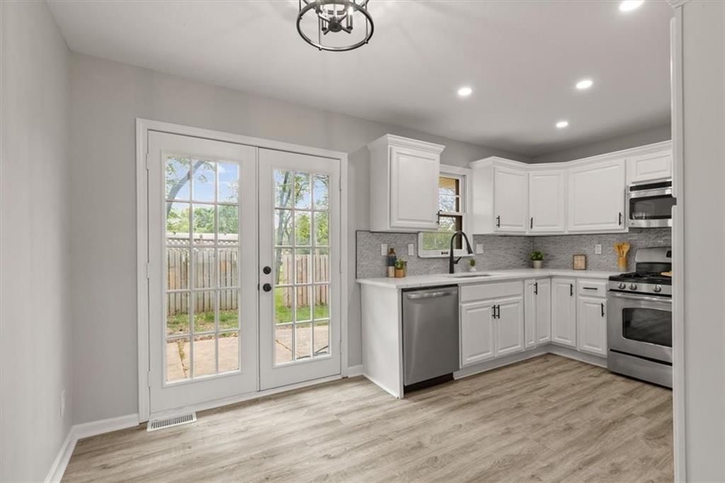 5013 NE 45TH Street — photo 10