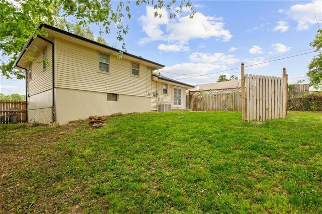 5013 NE 45TH Street — photo 22