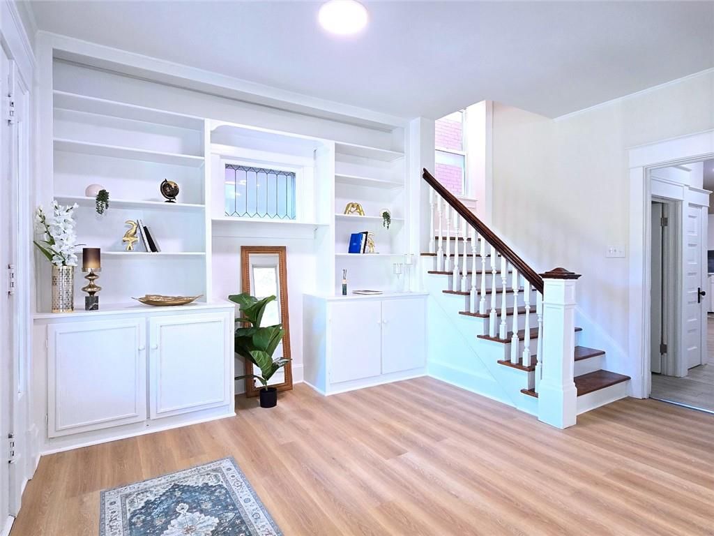 544 Everett Avenue — photo 4