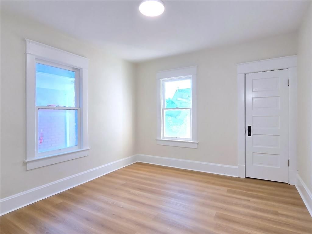 544 Everett Avenue — photo 20