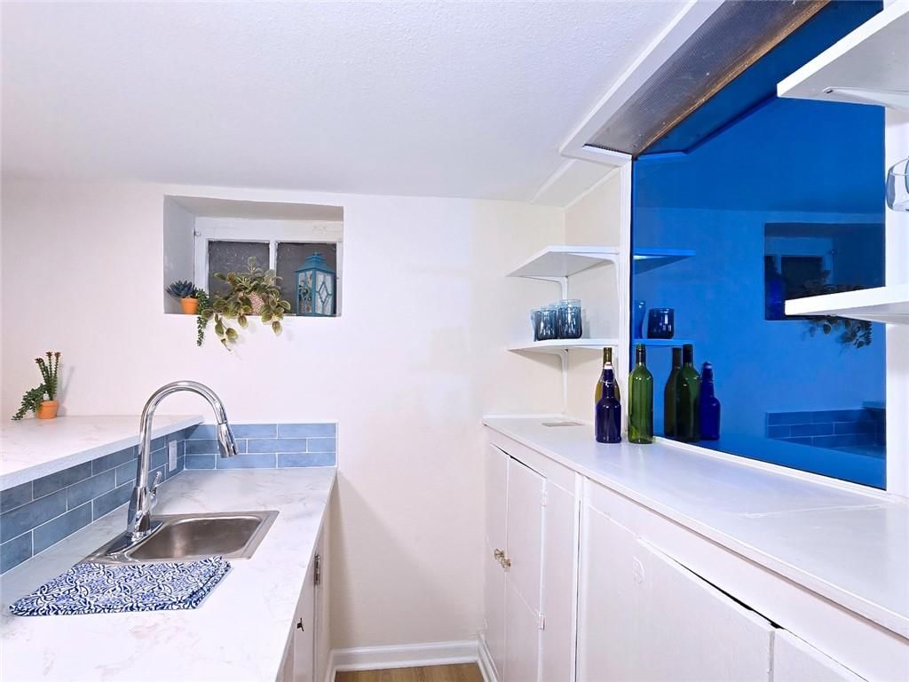 544 Everett Avenue — photo 25