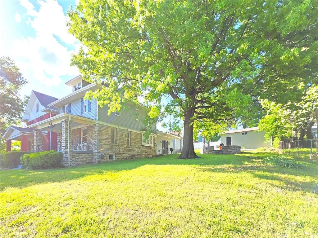 544 Everett Avenue — photo 32