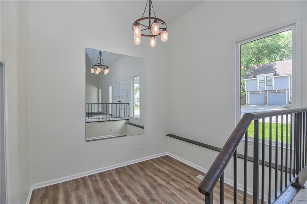 3512 Apple Tree Lane — photo 4