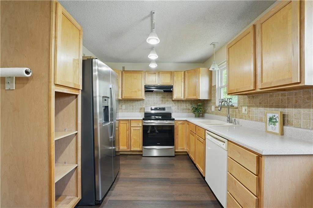604 W Hulett Street — photo 8