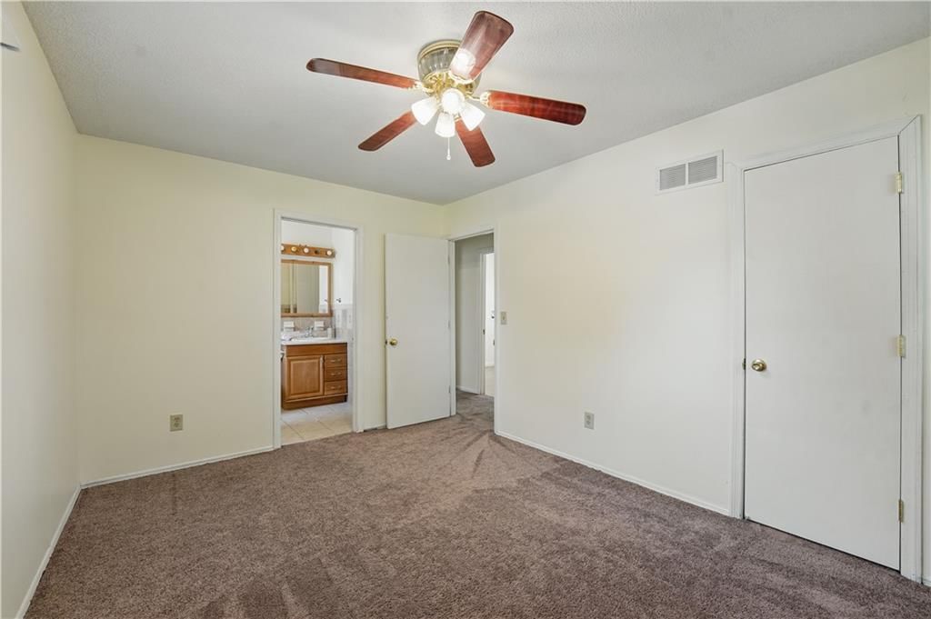 604 W Hulett Street — photo 16