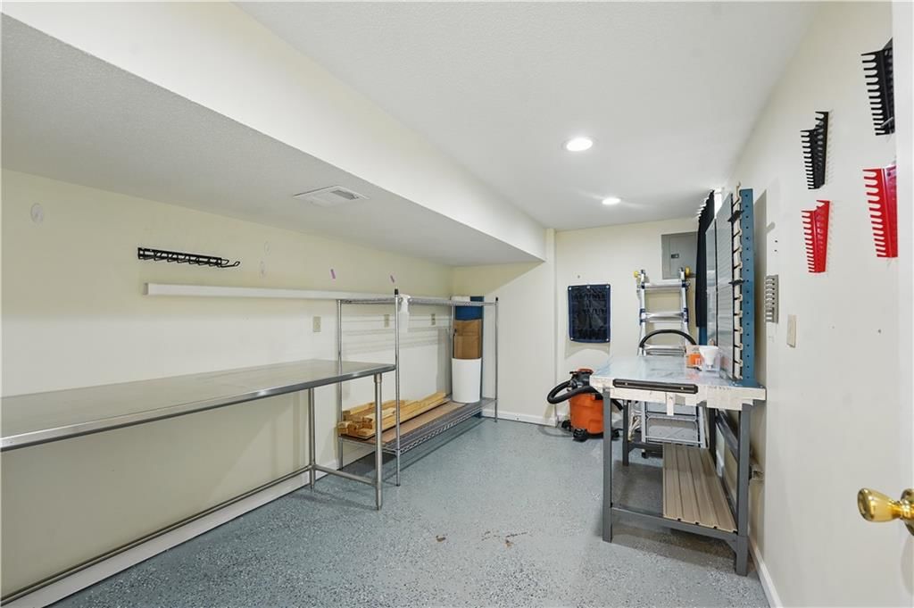 604 W Hulett Street — photo 25
