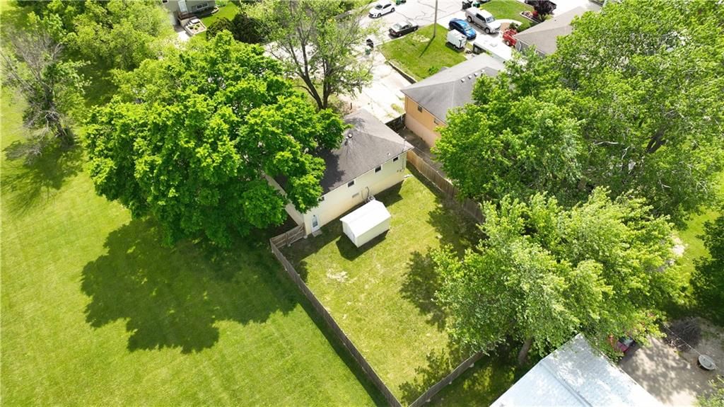 604 W Hulett Street — photo 27