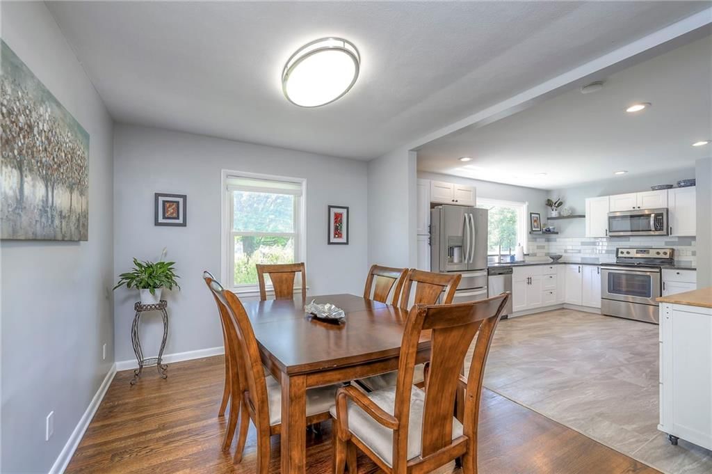 8821 Newton Drive — photo 6
