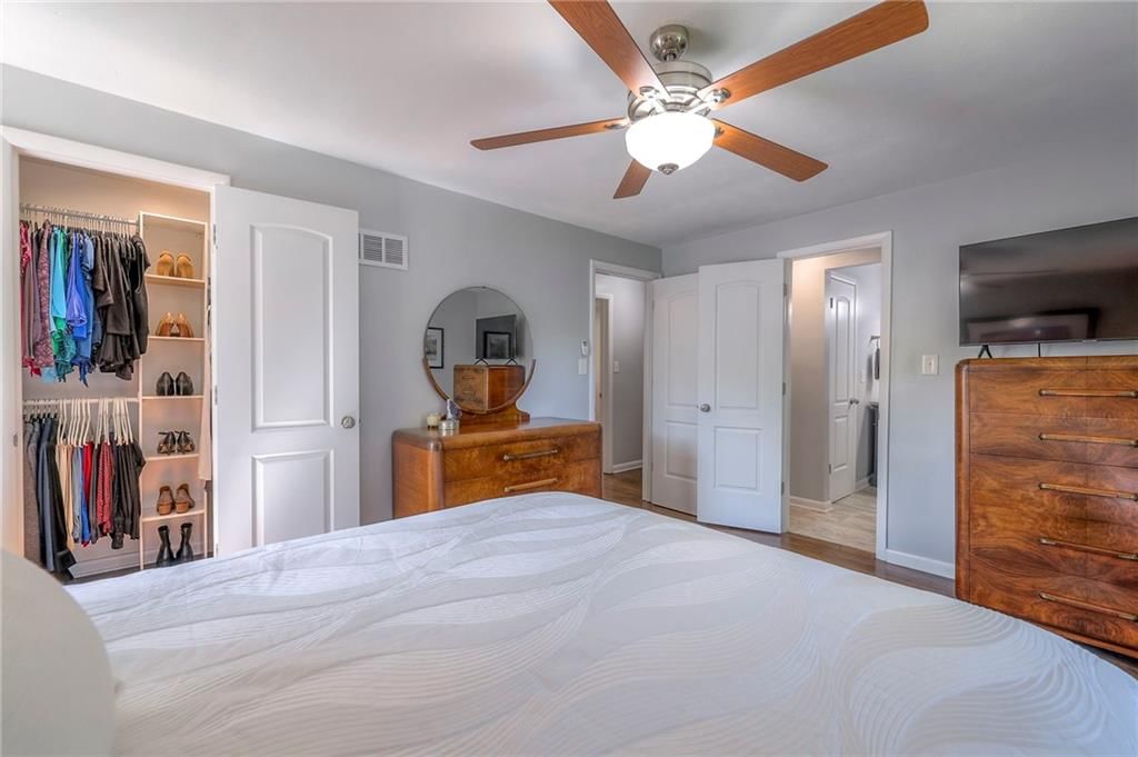 8821 Newton Drive — photo 15