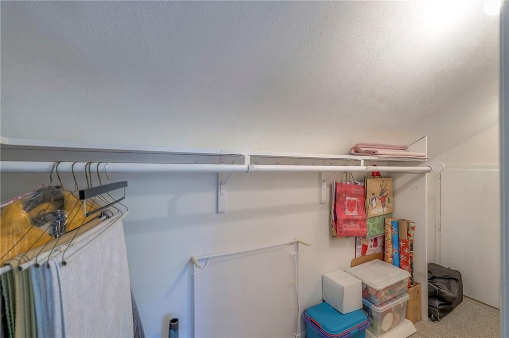 8821 Newton Drive — photo 25
