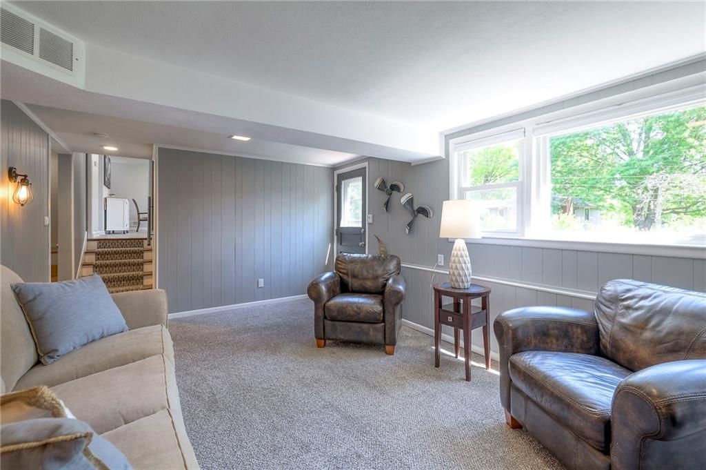 8821 Newton Drive — photo 28