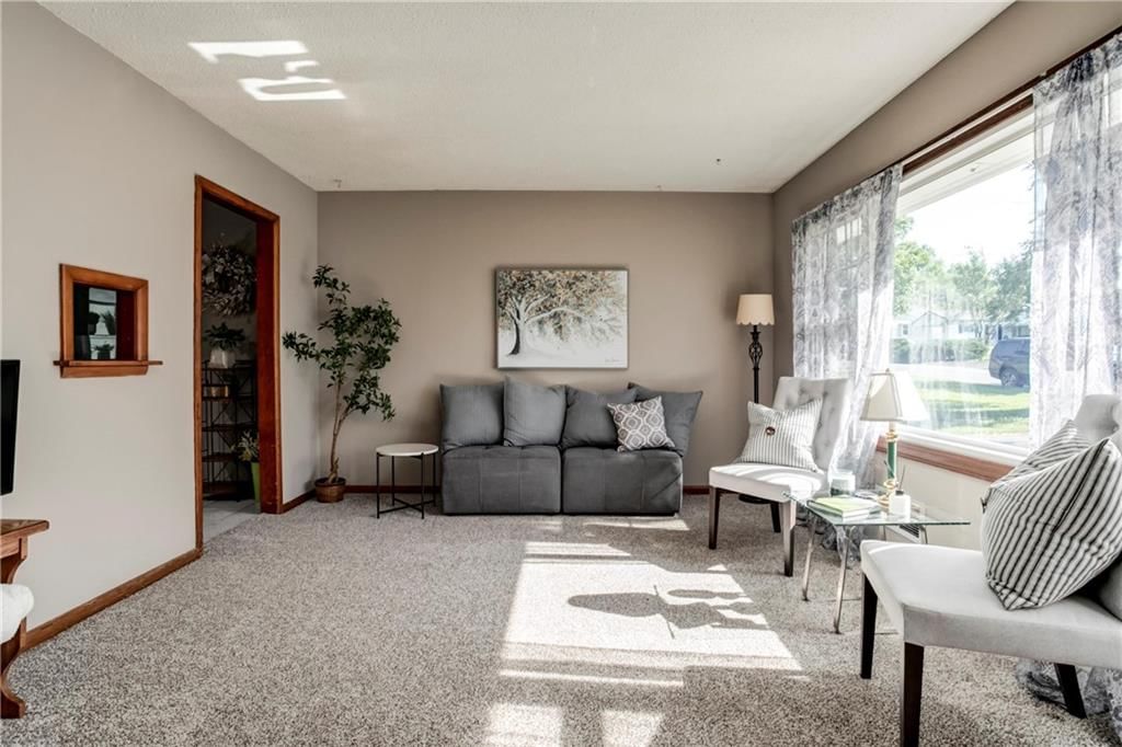 2434 S 47th Drive — photo 7