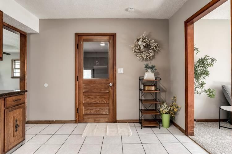 2434 S 47th Drive — photo 11