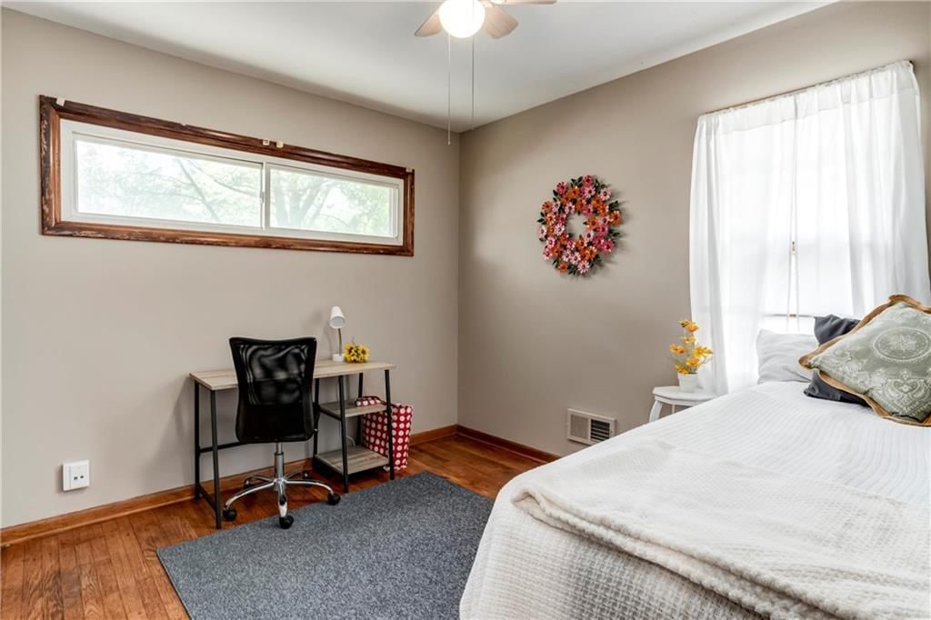 2434 S 47th Drive — photo 16
