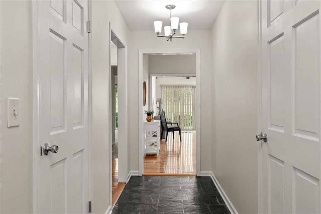 12782 OVERBROOK Road — photo 8