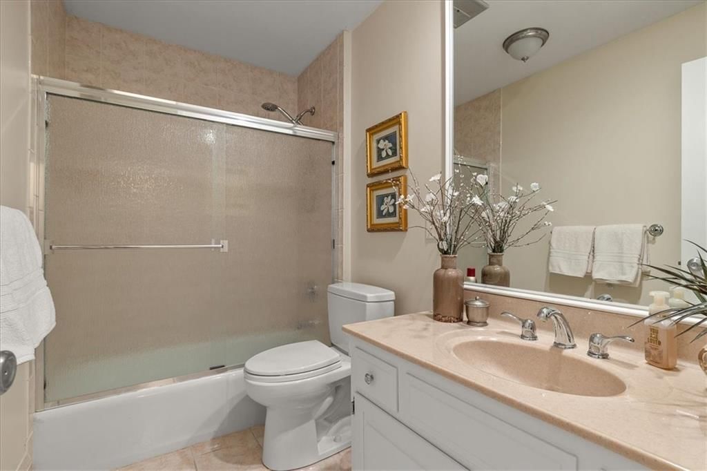 12782 OVERBROOK Road — photo 33