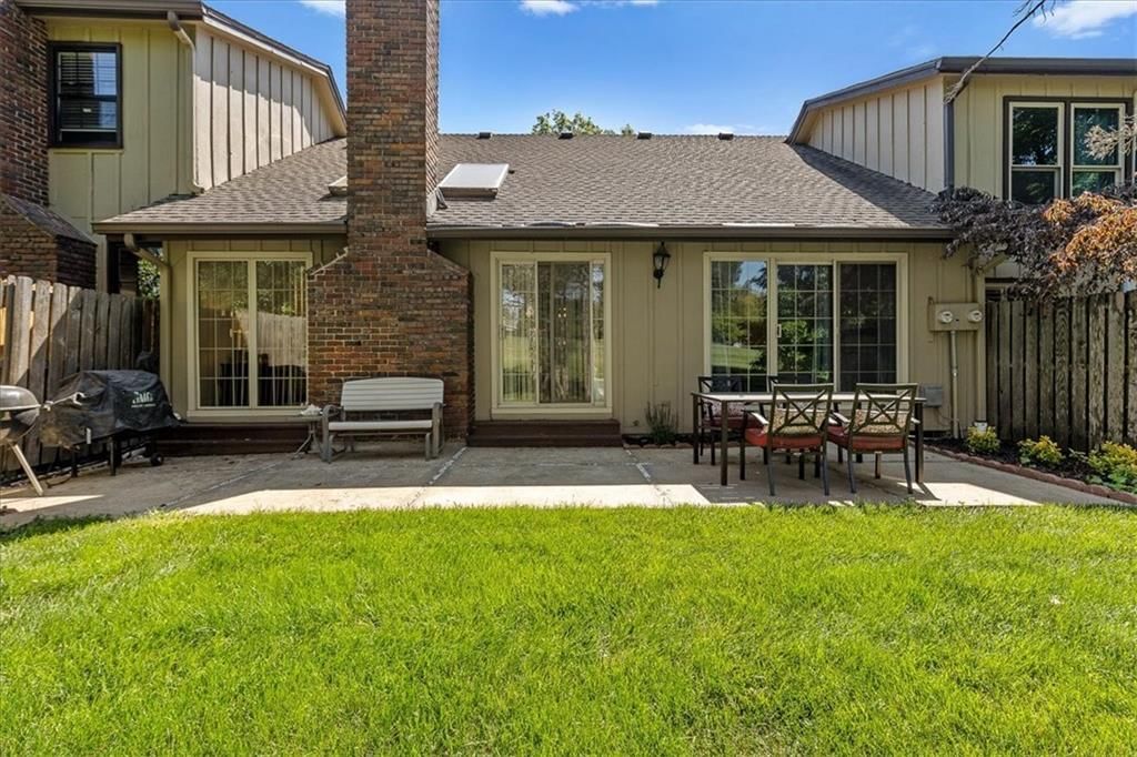 12782 OVERBROOK Road — photo 37