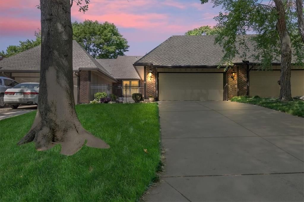 12782 OVERBROOK Road — photo 41