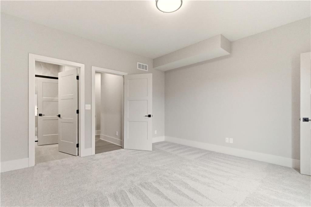 2531 NE Woodland Oak Circle — photo 24