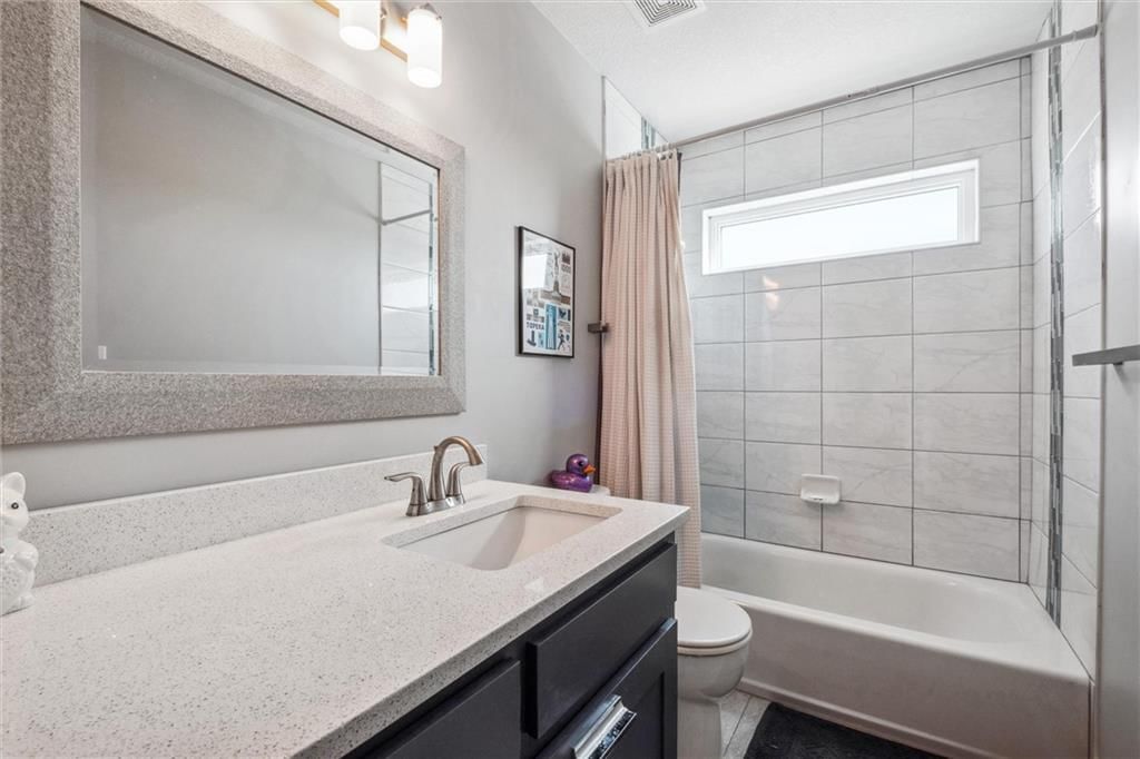 2521 E 25th Place — photo 21