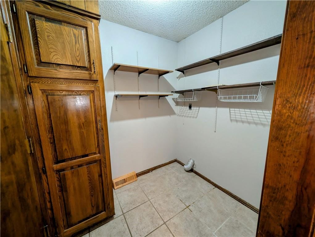 216 SE Noeleen Lane — photo 13