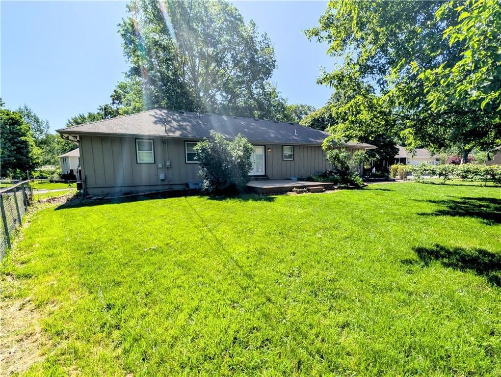 216 SE Noeleen Lane — photo 28