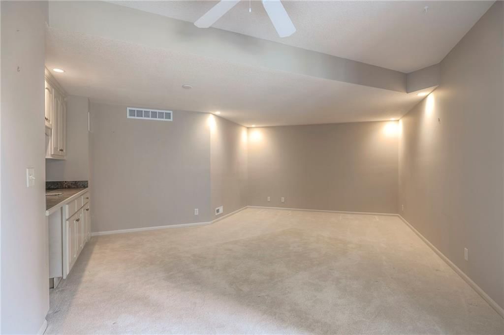 Photo 38 of 50 - 205 SE Hackamore Drive