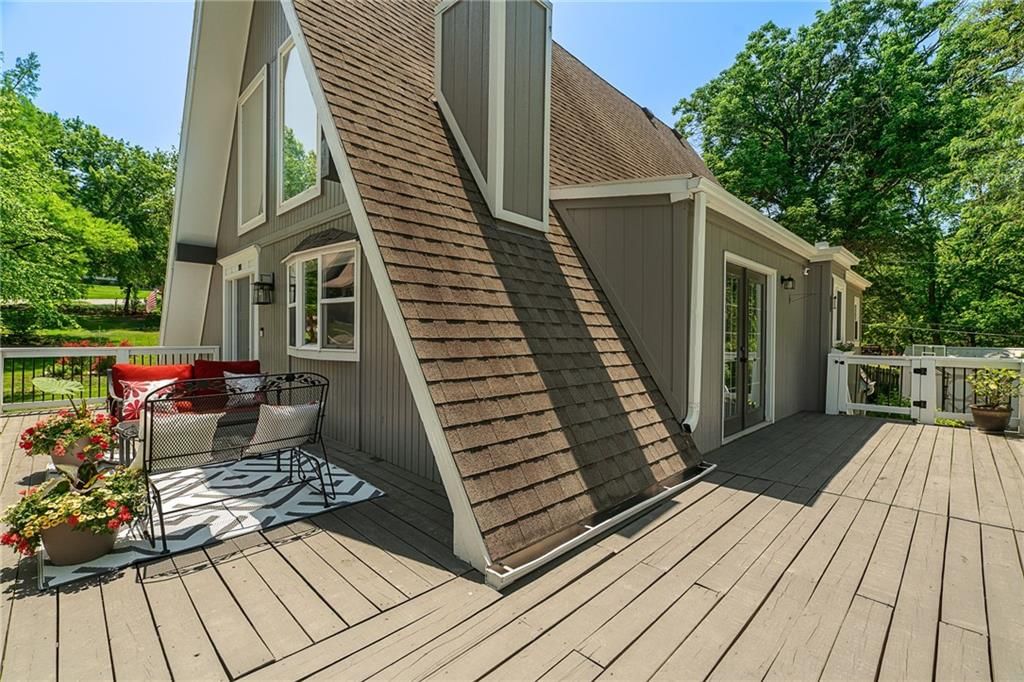 6904 Millridge Street — photo 8