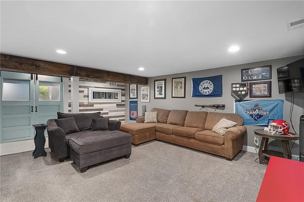 6904 Millridge Street — photo 26