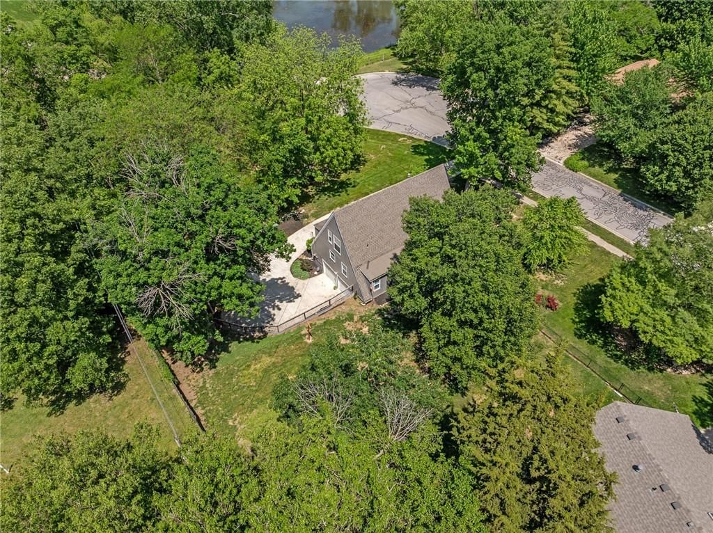 6904 Millridge Street — photo 47